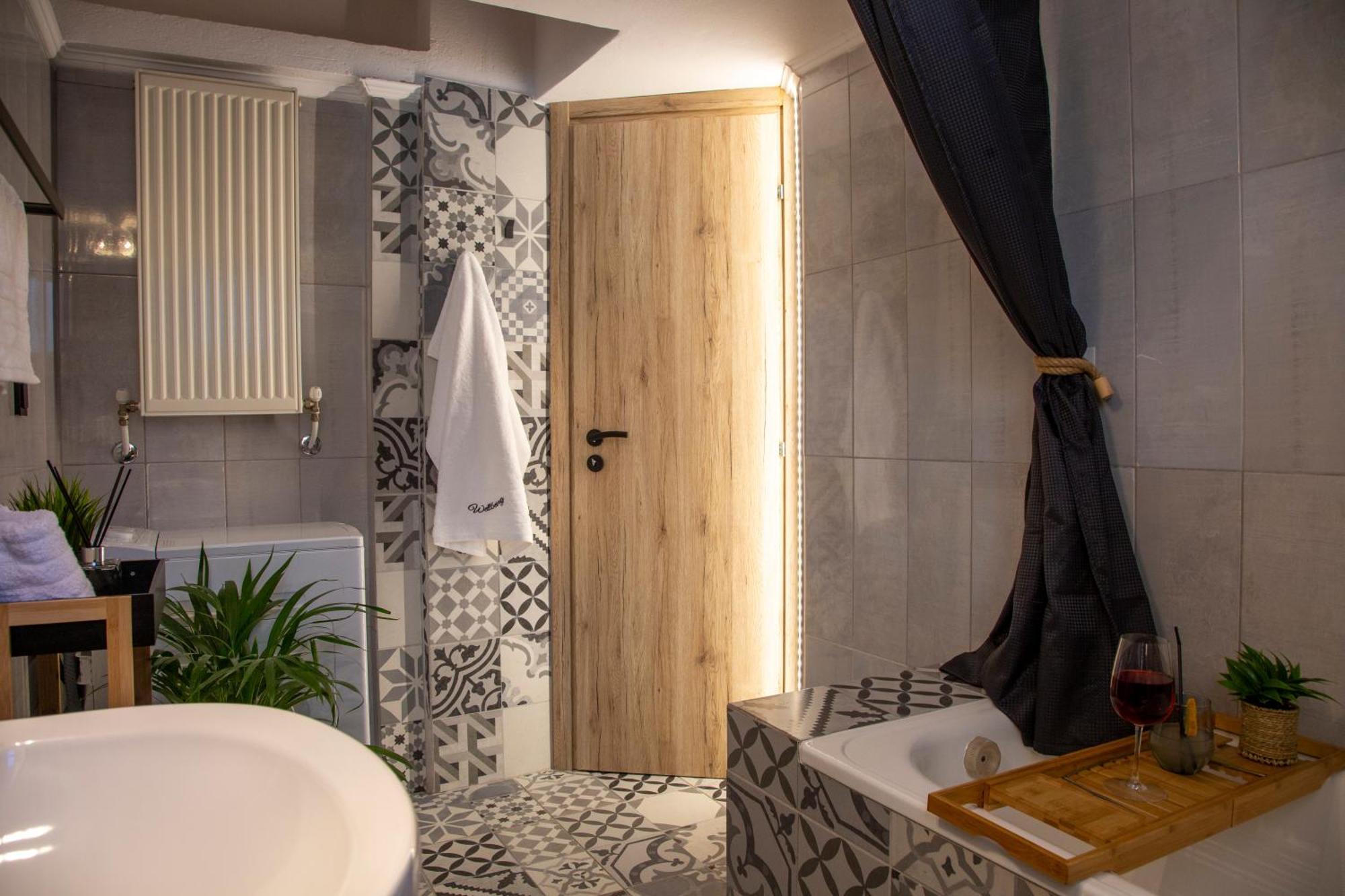 Wellbeing Apartment Kavala Exterior photo